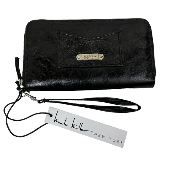 Nicole Miller New York Black Zip Around Wallet - Picture 1 of 7